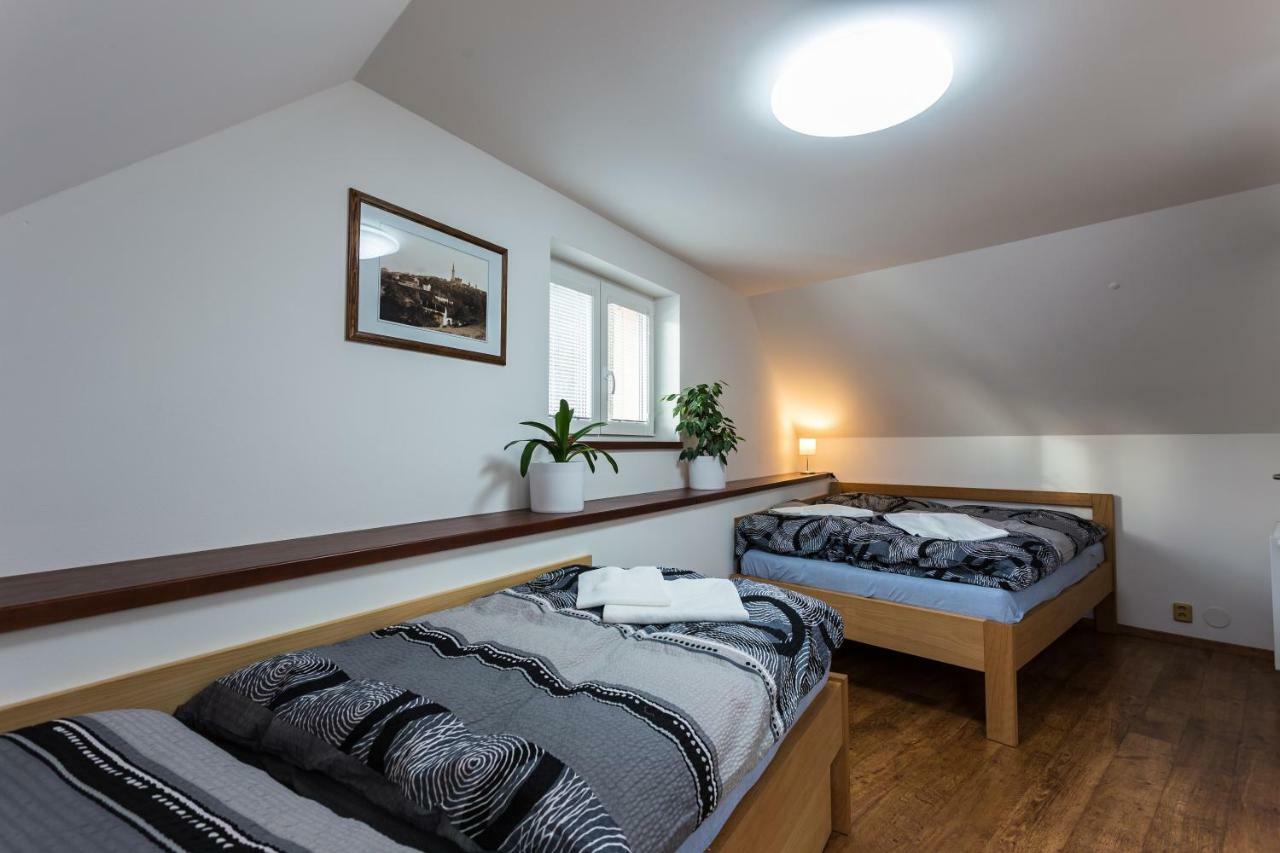 Attic Rooms Tábor Kültér fotó
