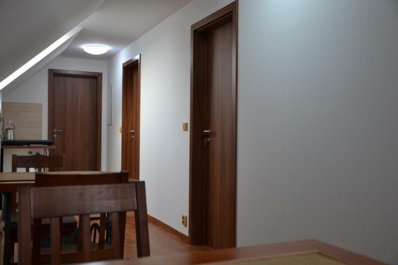 Attic Rooms Tábor Kültér fotó
